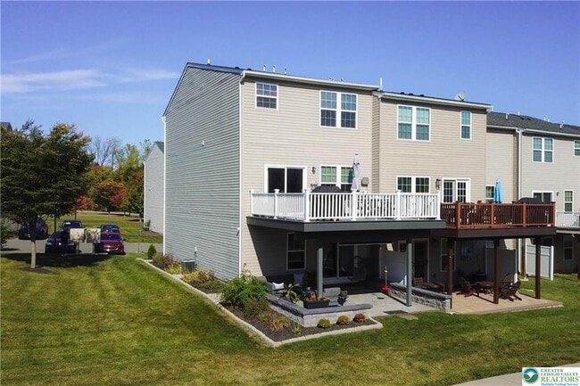 Building Photo - 9 Red Rose Ln
