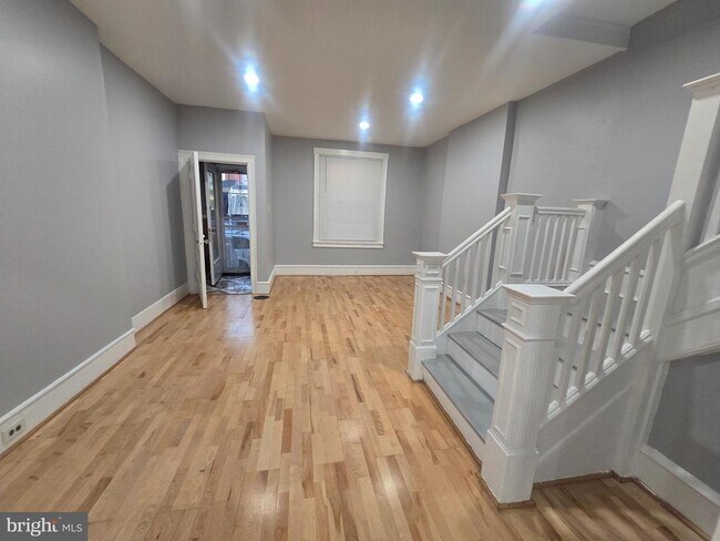 Primary Photo - 2826 N 27th St