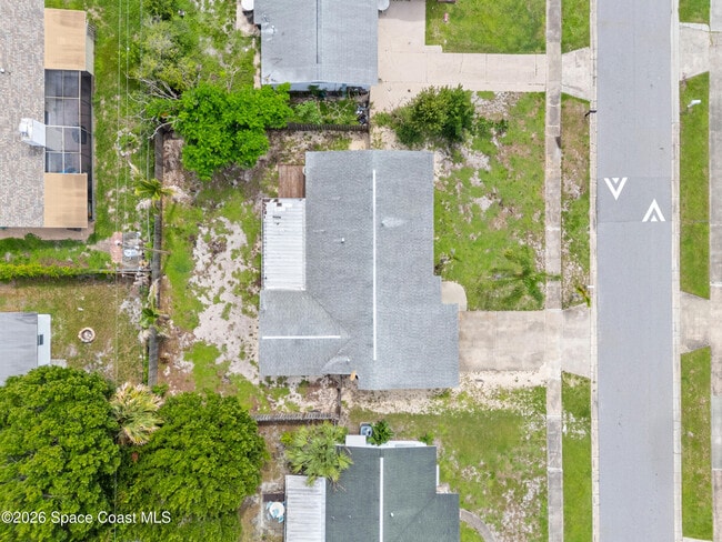 Building Photo - 250 Carib Dr