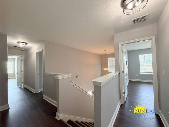 Building Photo - 8565 Holley Hills Cir
