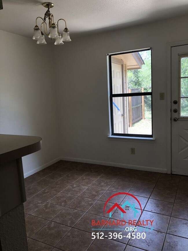 Building Photo - 1312 Baylor Ave