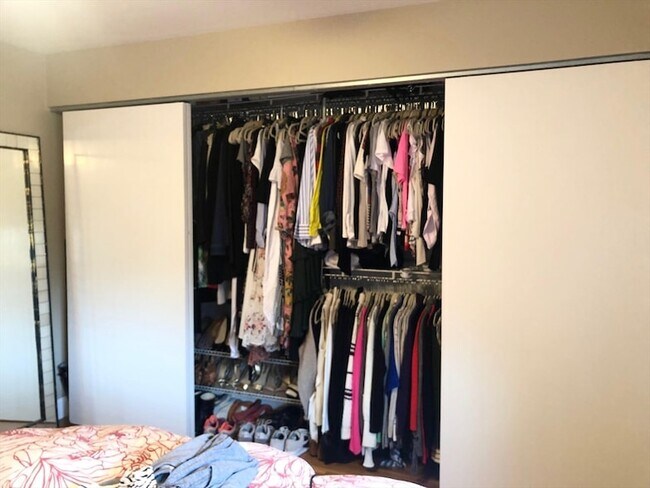 Building Photo - 9 Appleton St