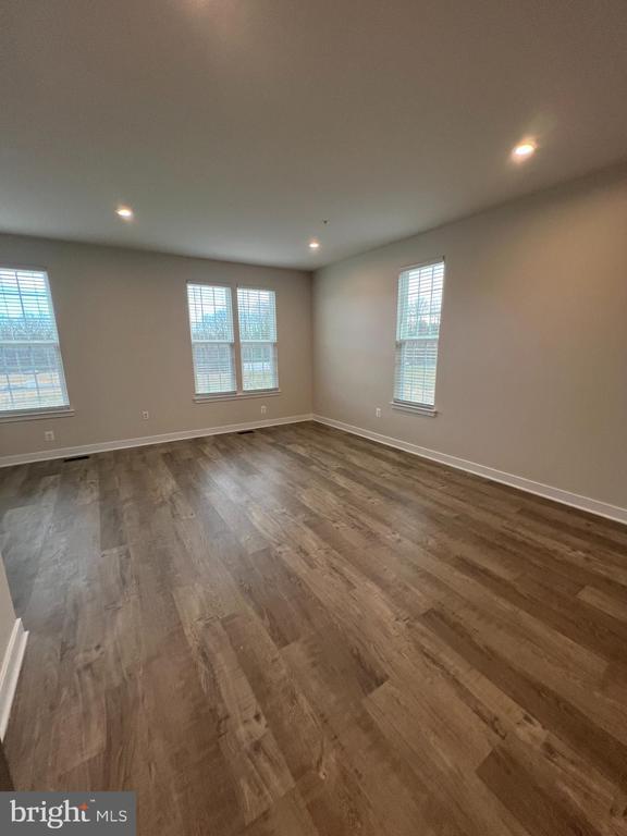 Building Photo - 1550 Adamson Wy