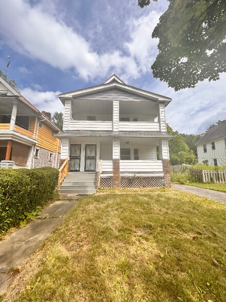 Primary Photo - 3461 E 118th St