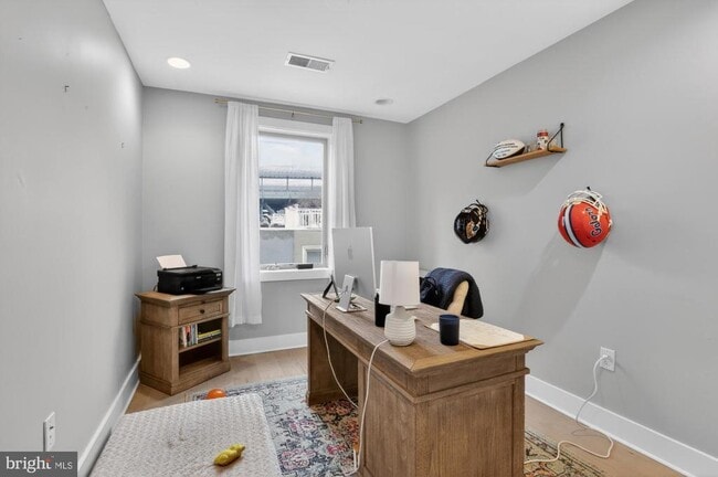 Building Photo - 151 N 2nd St