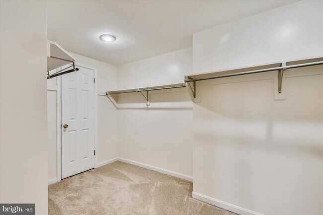 Building Photo - 9715 Middleton Ridge Rd