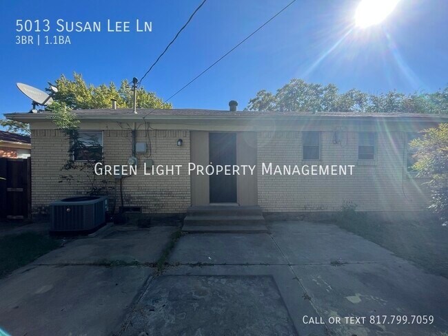 Building Photo - 5013 Susan Lee Ln