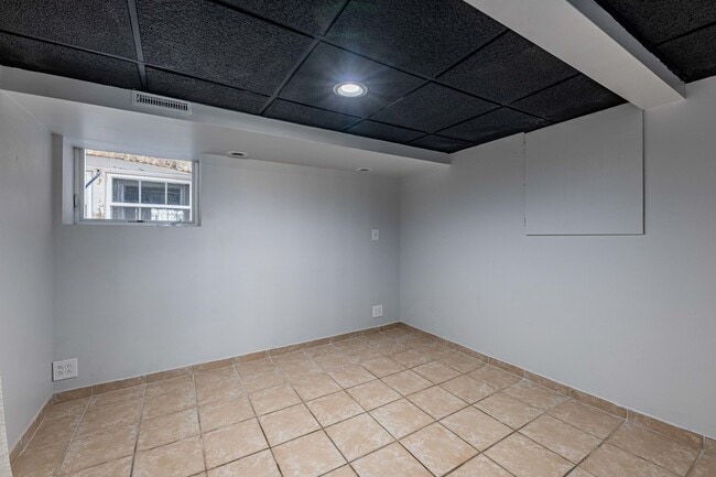 Building Photo - 3838 W 64th St