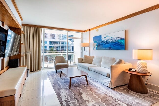 Building Photo - 6801 Collins Ave