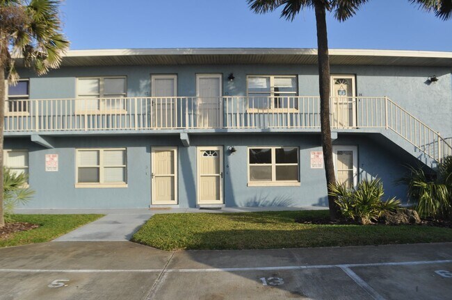 Building Photo - Across the Street from the Beach!