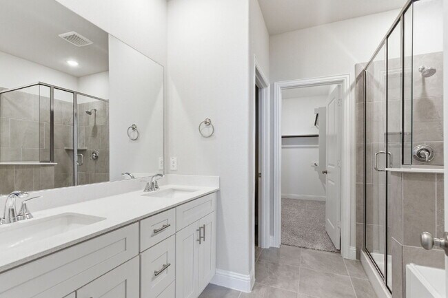 Building Photo - "Open-Concept 4-Bedroom, 2.5-Bath with Designer Finishes and Peaceful Greenbelt Views!"
