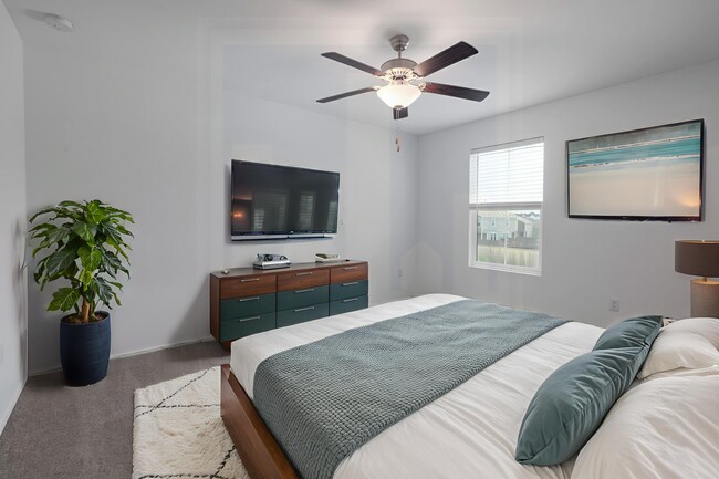 Building Photo - 7212 Sparkling Light Dr