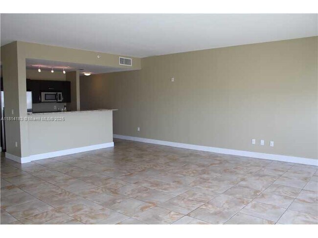 Building Photo - 2694 Inagua Ave