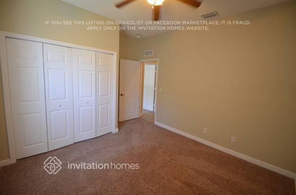 Building Photo - 13844 SW 53rd St