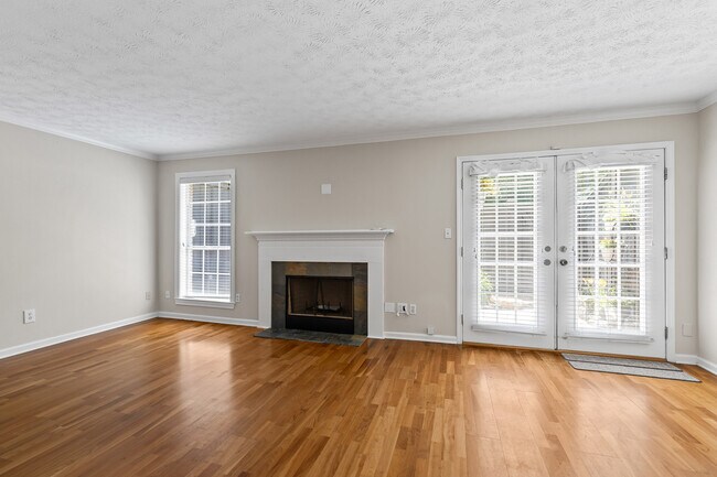 Building Photo - 3691 Essex Ave