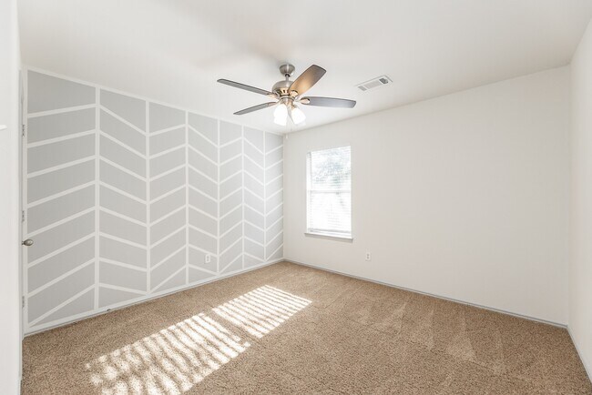 Building Photo - 14335 Pelican Marsh Dr