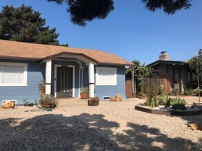 Building Photo - North Park 2 Bed / 1 Bath House, Backyard ...