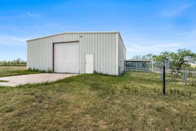 Building Photo - 10401 Arlie Rd