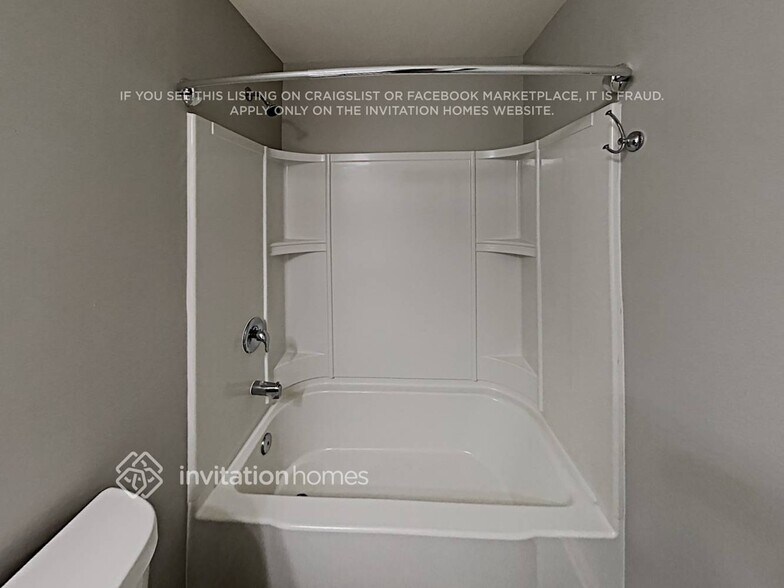 Building Photo - 33 Ponders Rd