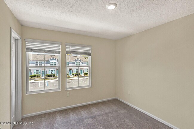 Building Photo - 197 Whispering Brk Dr