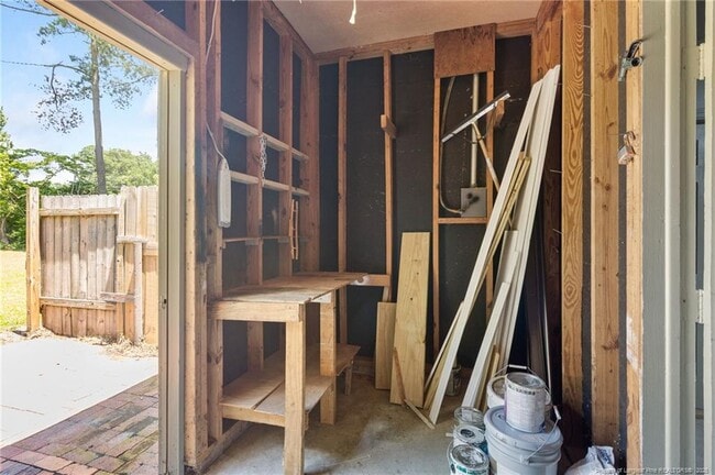 Building Photo - 221 Palomar St