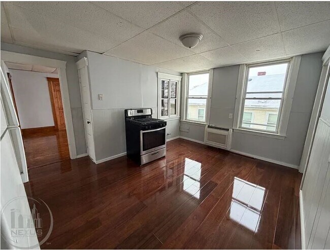 Building Photo - 21 Hitchcock Rd