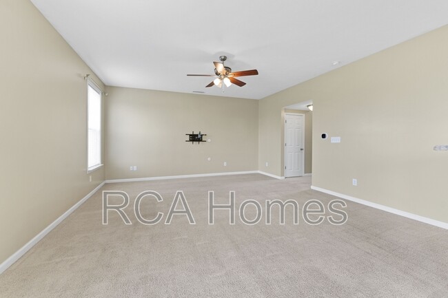 Building Photo - 3827 Dusty Sands Rd