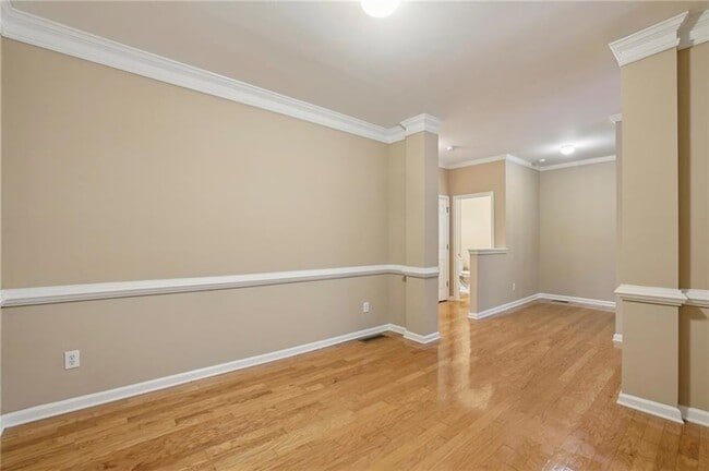 Building Photo - 3128 Mercer University Dr