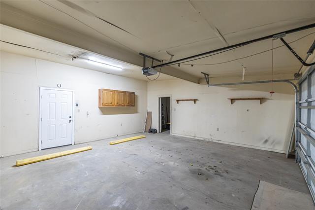 Building Photo - 3333 S 27th St