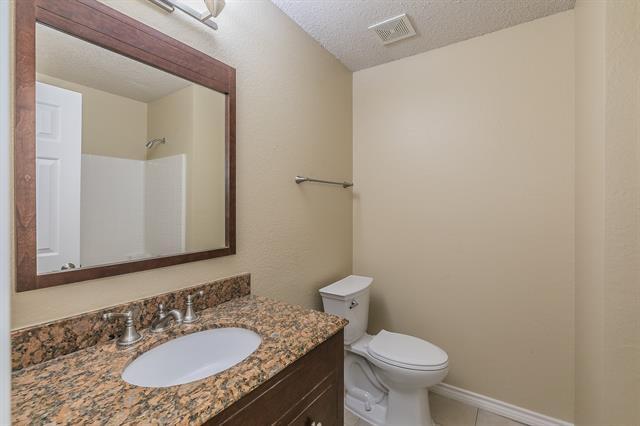 Building Photo - 734 Parkford Ln