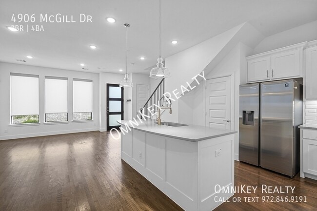 Building Photo - 4906 McGill Dr.