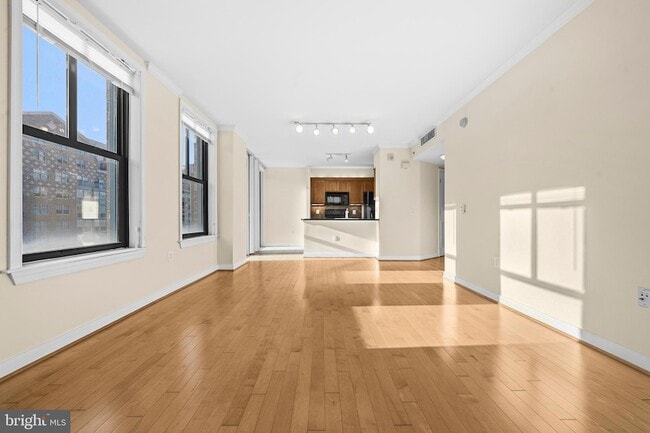Building Photo - 631 D St NW
