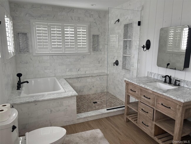 Building Photo - 2 Bay 9th St