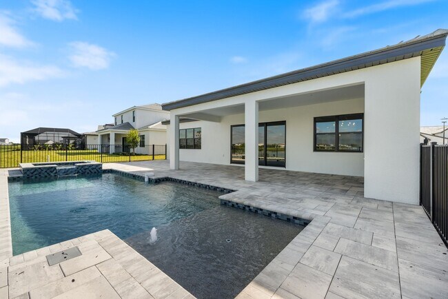 Building Photo - Brand New spacious 4bd/3.5bth Sarasota Hom...