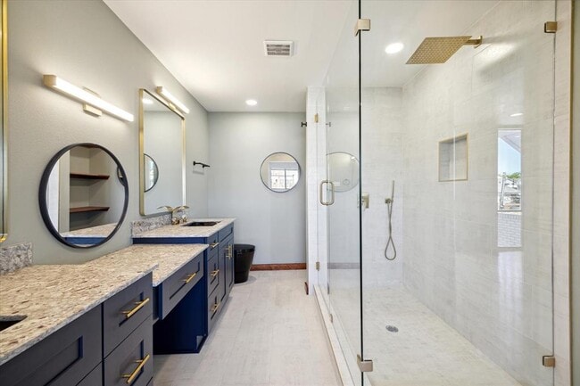 Building Photo - 1503 Fairview St