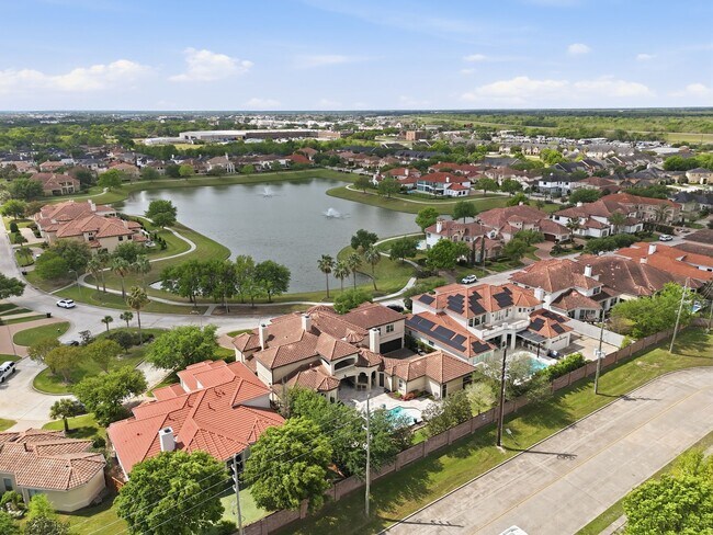 Building Photo - 14302 Belle River Ln