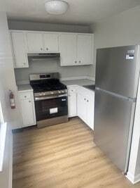 Building Photo - 967 Asylum Ave