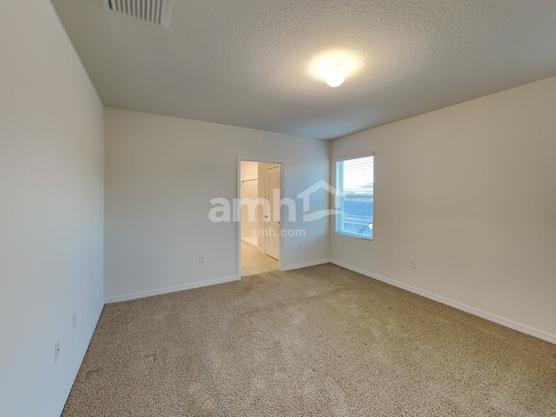 Building Photo - 10925 Carlton Fields Dr
