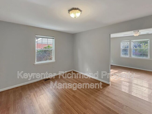 Building Photo - 6400 Kensington Ave