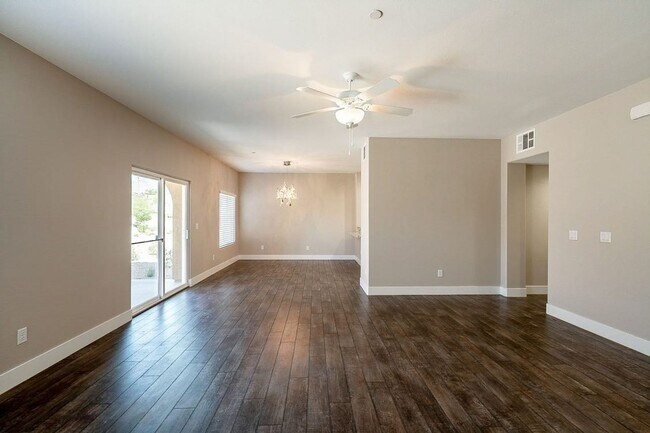 Building Photo - 845 Pantara Pl