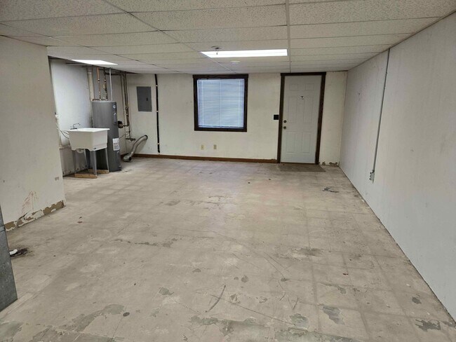 Building Photo - 1054/1056 Zephyr