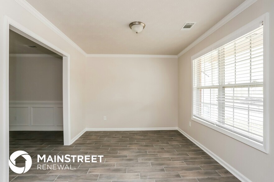 Building Photo - 210 Makenna Dr