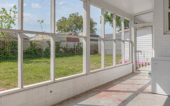 Building Photo - 8308 Nathan Ave