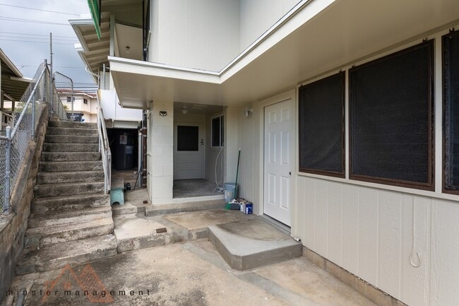 Building Photo - 2133 Metcalf St