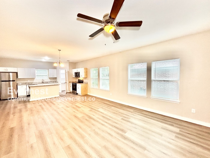 Building Photo - 3910 Copeland St