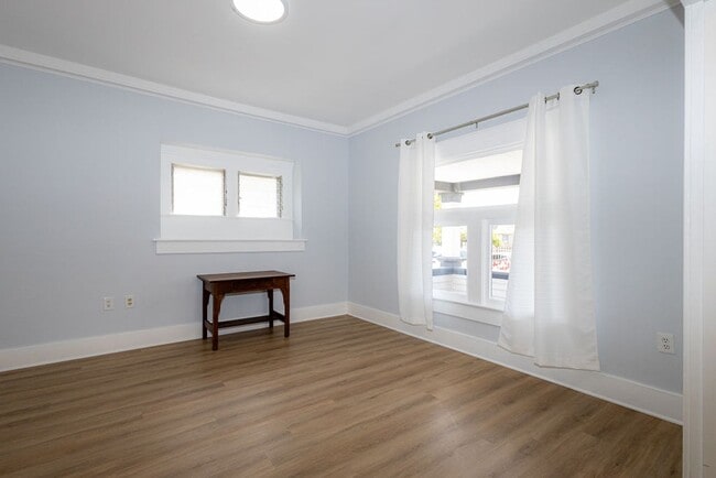 Building Photo - Fully Renovated Craftsman Home, 3-Bedroom,...