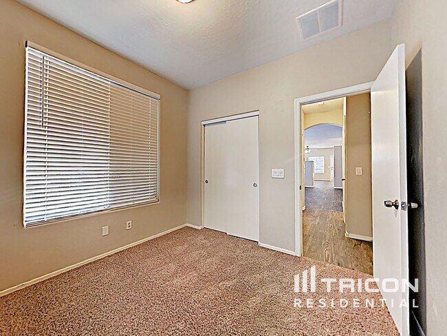 Building Photo - 8328 W Pima St