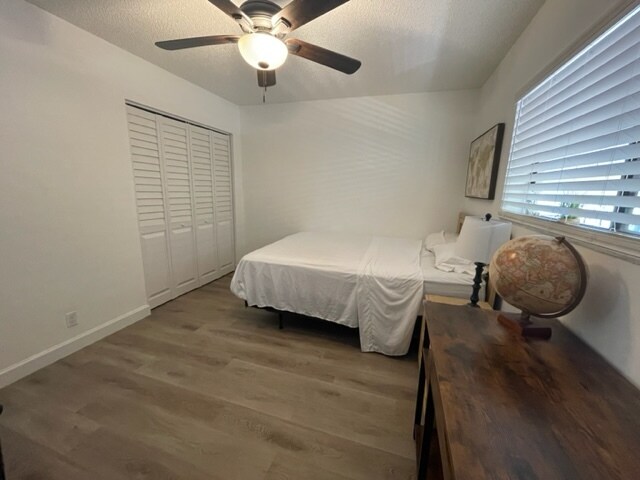 Building Photo - 5160 Las Verdes Cir