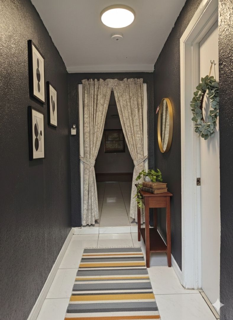 Building Photo - 76 NE 170th St