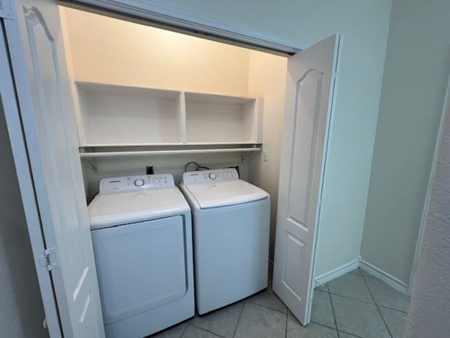 Building Photo - Availability at Ranchway!